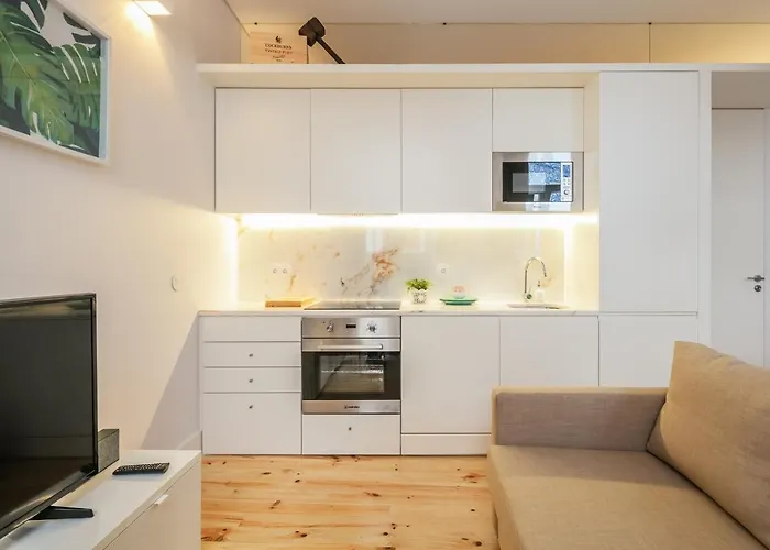 Charming T2 By Indulge Porto Flats